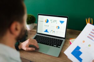 Como apresentar uma marca local em um site profissional